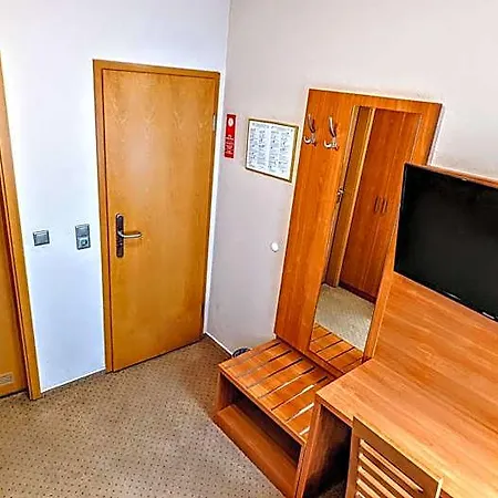 Am Rathaus מלון 2*