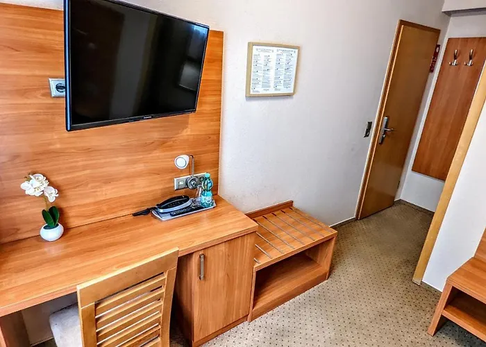 Am Rathaus 2* Kassel