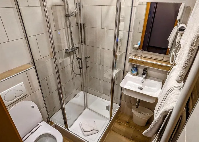 Am Rathaus 2* Kassel