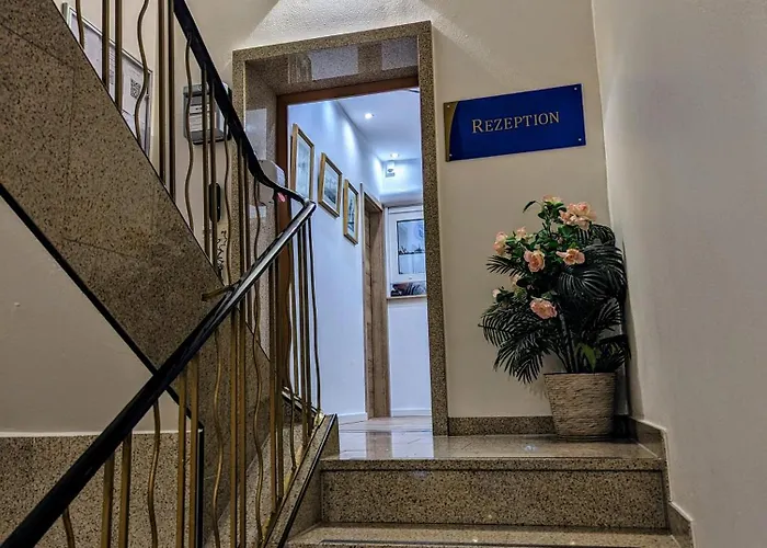 Am Rathaus 2* Kassel