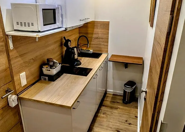 Am Rathaus 2* Kassel